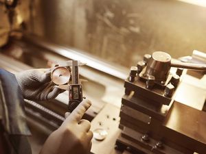 TÉCNICAS DE MANUTENÇÃO EM MECÂNICA INDUSTRIAL