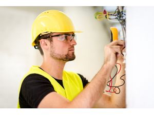Eletricista Instalador Predial de Baixa Tensão