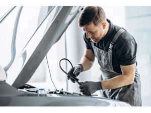 TÉCNICO EM MANUTENÇÃO AUTOMOTIVA