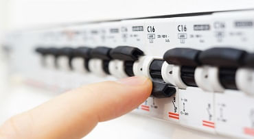 Eletricista-De-Instalacoes-Prediais---GO|18204|991310